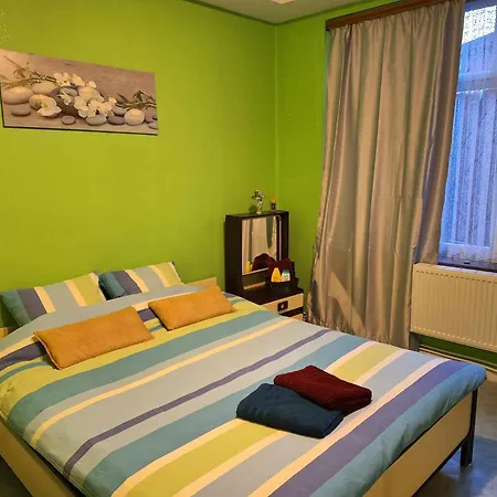 게스트하우스 Simpele Slaapkamer 게라즈베르겐